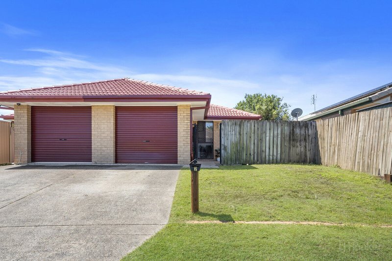 Photo - 2/10 Hentdale Court, Labrador QLD 4215 - Image 8