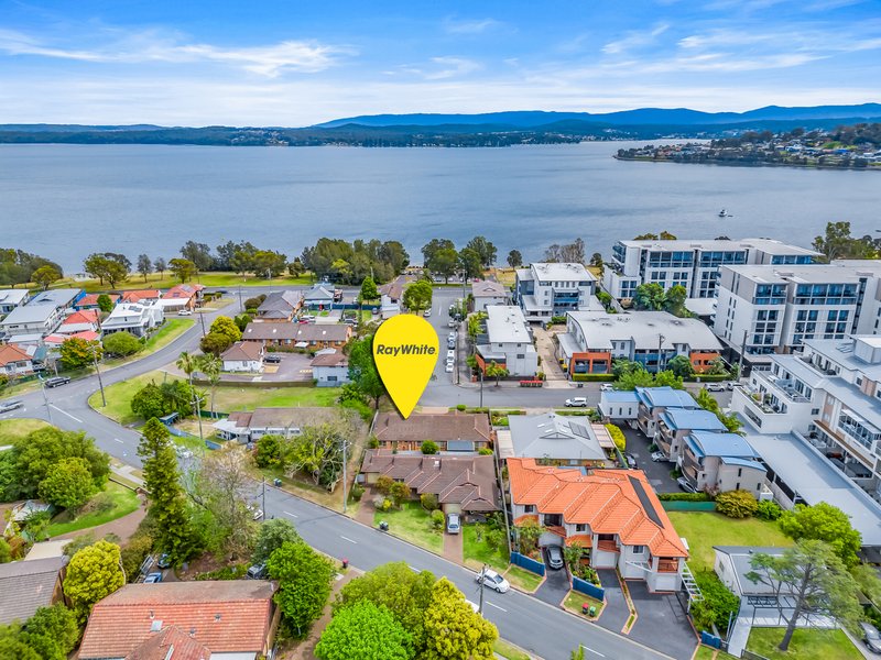 Photo - 2/10 Howard Street, Warners Bay NSW 2282 - Image 23