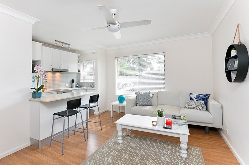 Photo - 2/10 Ilikai Place, Dee Why NSW 2099 - Image 2