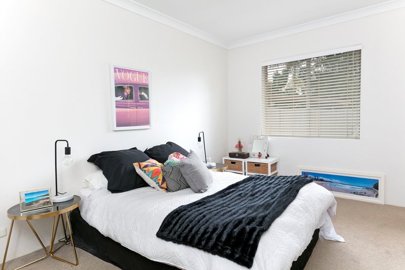 Photo - 2/10 Ilikai Place, Dee Why NSW 2099 - Image 3