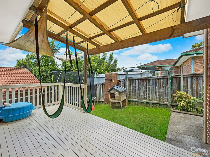 Photo - 2/10 Jacaranda Avenue, Glenning Valley NSW 2261 - Image 6