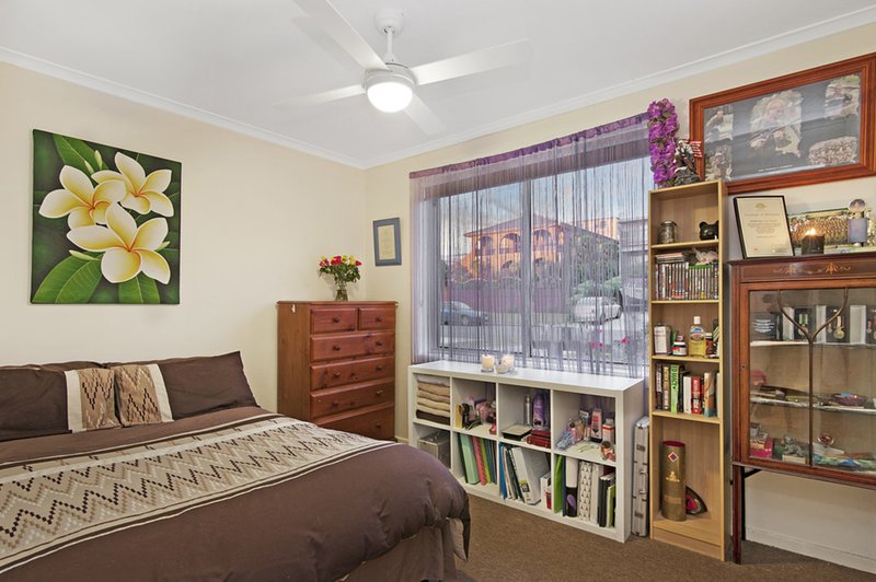 Photo - 2/10 James Street, Mordialloc VIC 3195 - Image 5