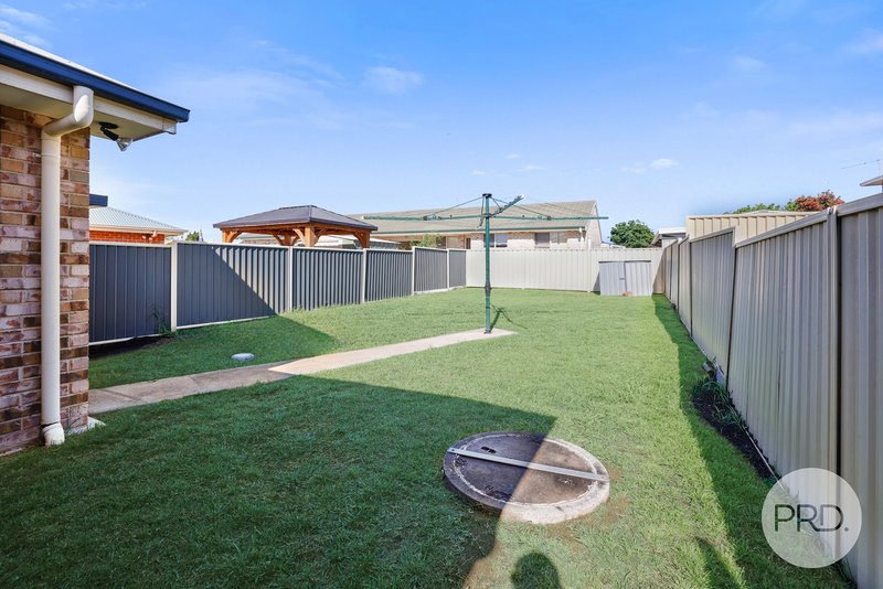 Photo - 2/10 Karwin Street, Tamworth NSW 2340 - Image 11