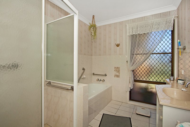 Photo - 210 Kennedy Drive, Tweed Heads West NSW 2485 - Image 12