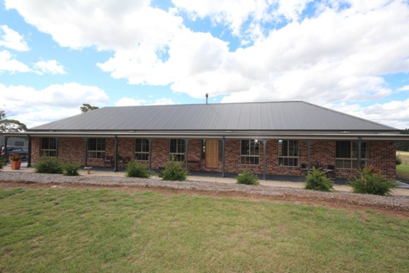 210 Mckeons Creek Road, Oberon NSW 2787