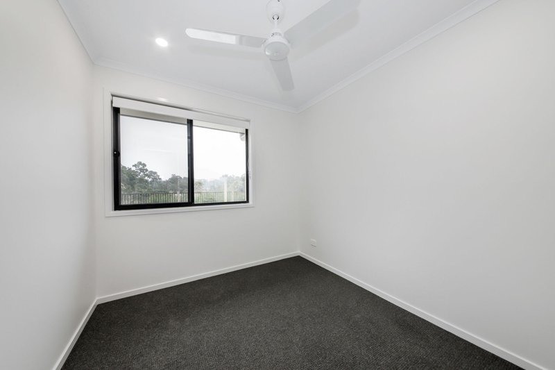 Photo - 2/10 Morris Place, Burpengary East QLD 4505 - Image 4