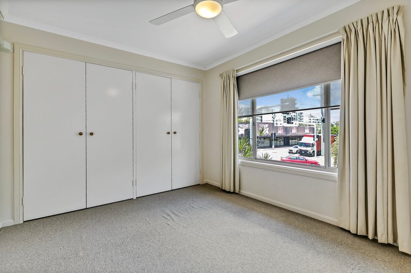 Photo - 2/10 Mungar Street, Maroochydore QLD 4558 - Image 10