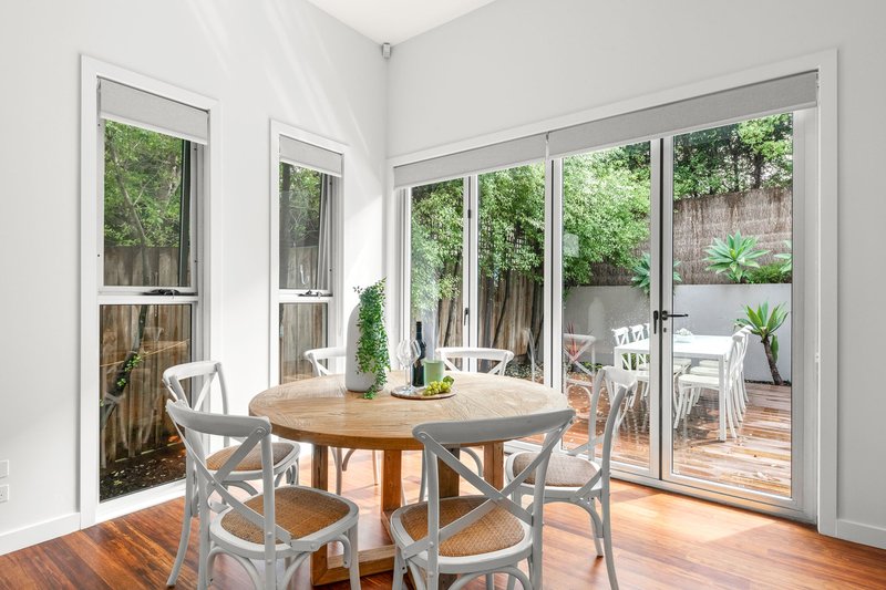 Photo - 2/10 Naples Street, Mornington VIC 3931 - Image 7