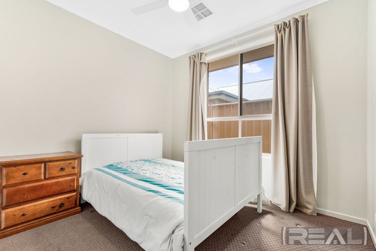 Photo - 210 Newton Boulevard, Munno Para SA 5115 - Image 10