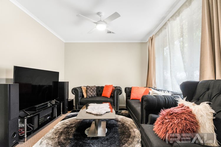 Photo - 210 Newton Boulevard, Munno Para SA 5115 - Image 12