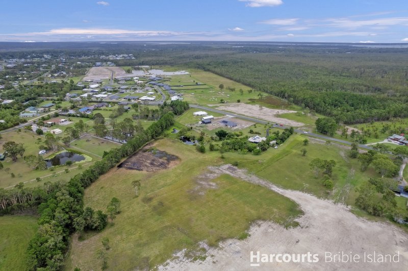 Photo - 210 Peel Road, Beachmere QLD 4510 - Image 20