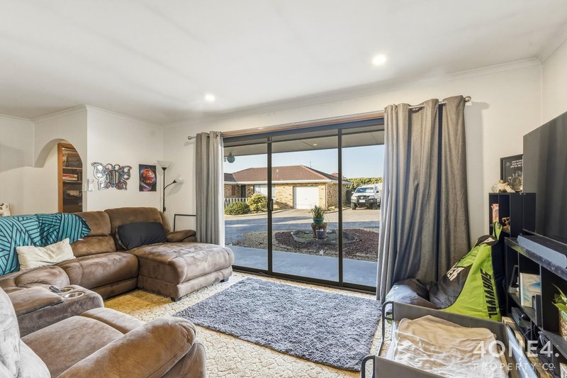 Photo - 2/10 Racecourse Road, Brighton TAS 7030 - Image 2