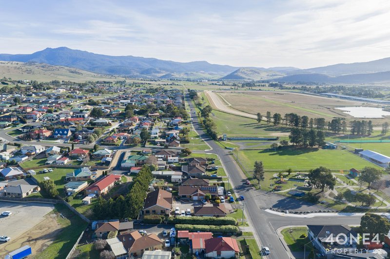 Photo - 2/10 Racecourse Road, Brighton TAS 7030 - Image 26