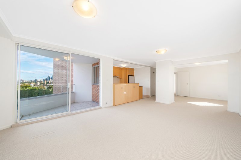 Photo - 2/10 Raymond Road, Neutral Bay NSW 2089 - Image 5