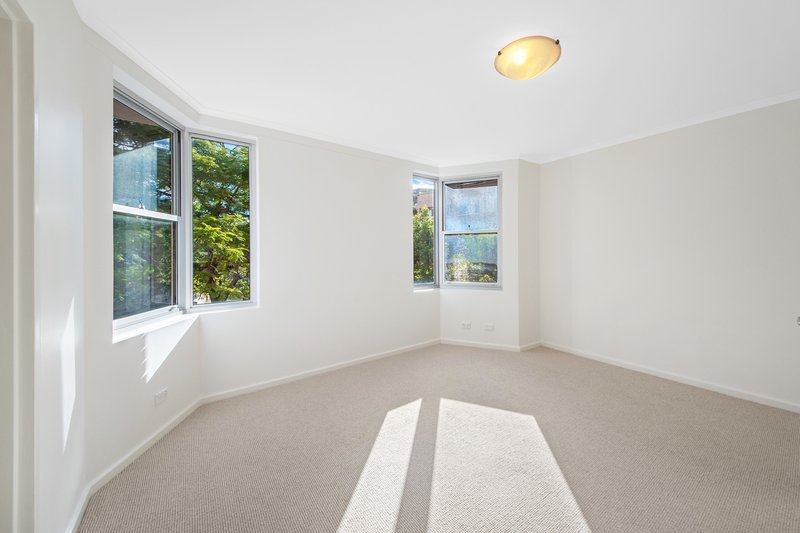 Photo - 2/10 Raymond Road, Neutral Bay NSW 2089 - Image 6