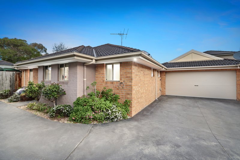 2/10 Ross Street, Ferntree Gully VIC 3156