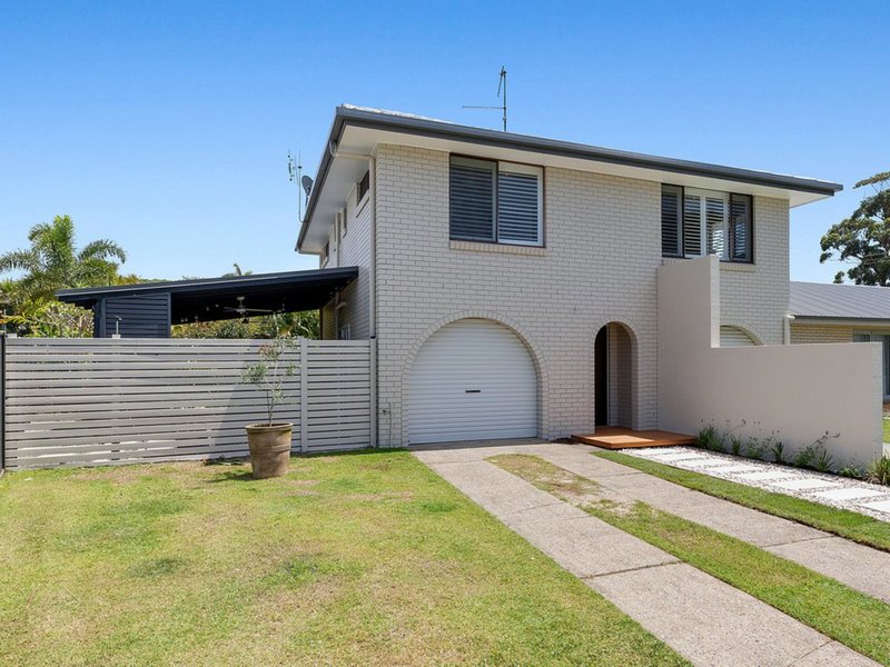 Photo - 2/10 Shell Street, Kingscliff NSW 2487 - Image