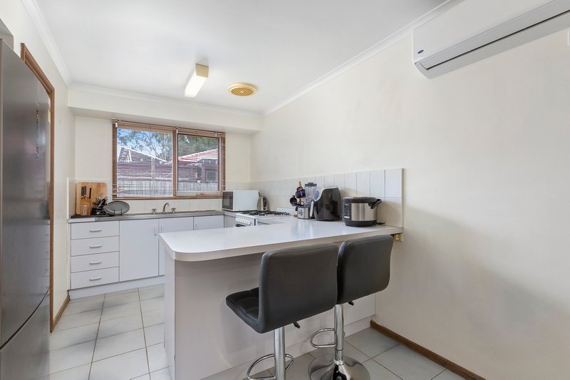 Photo - 2/10 Spring Road, Springvale South VIC 3172 - Image 4