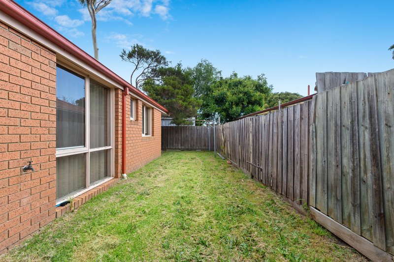 Photo - 2/10 Spring Road, Springvale South VIC 3172 - Image 11