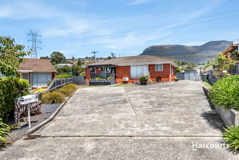 Photo - 2/10 Sunlea Place, Glenorchy TAS 7010 - Image 2