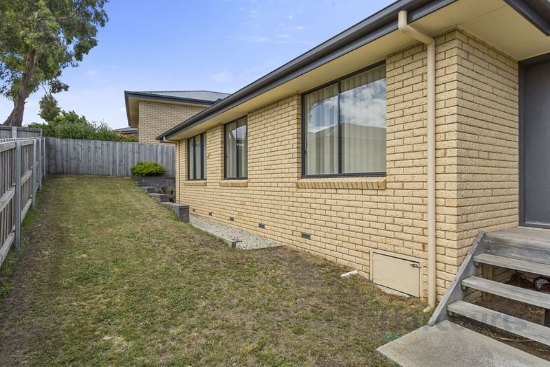 Photo - 2/10 Trevally Court, Kingston TAS 7050 - Image 18