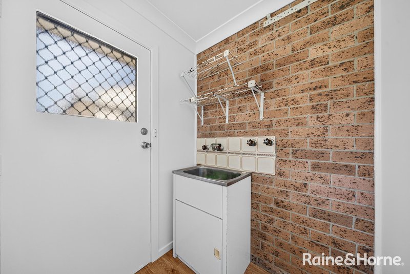 Photo - 2/10 Tyrell Street, Tenambit NSW 2323 - Image 5