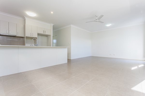 Photo - 2/100 Brickworks Road, Kallangur QLD 4503 - Image 7