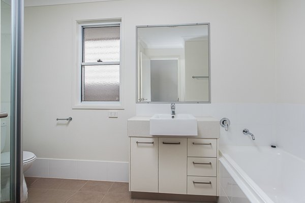 Photo - 2/100 Brickworks Road, Kallangur QLD 4503 - Image 11