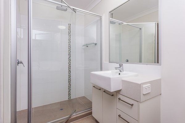 Photo - 2/100 Brickworks Road, Kallangur QLD 4503 - Image 14