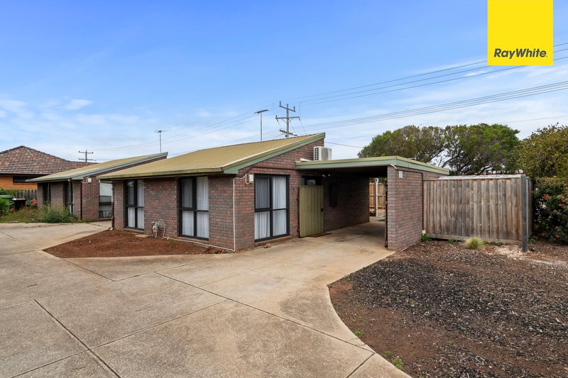 2/100 Brooklyn Road, Melton South VIC 3338