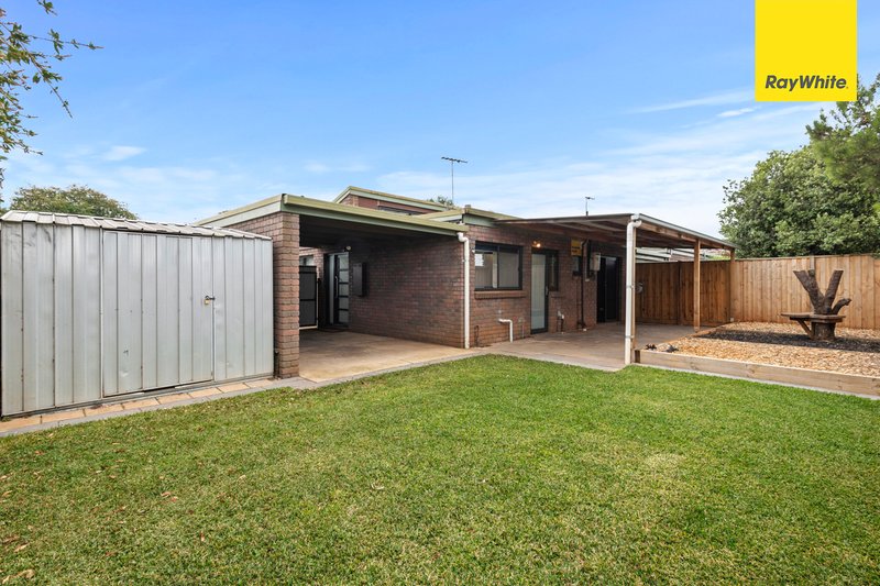 Photo - 2/100 Brooklyn Road, Melton South VIC 3338 - Image 8