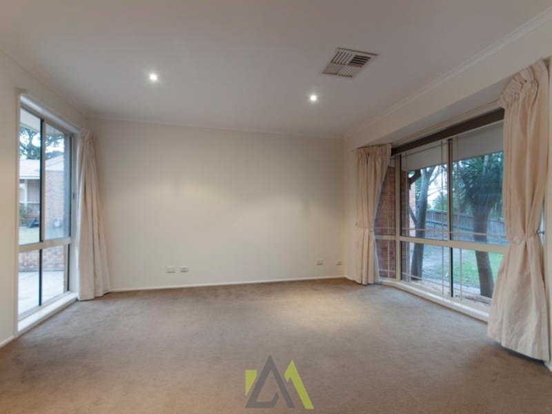 Photo - 2/100 Cranbourne-Frankston Road, Langwarrin VIC 3910 - Image 6