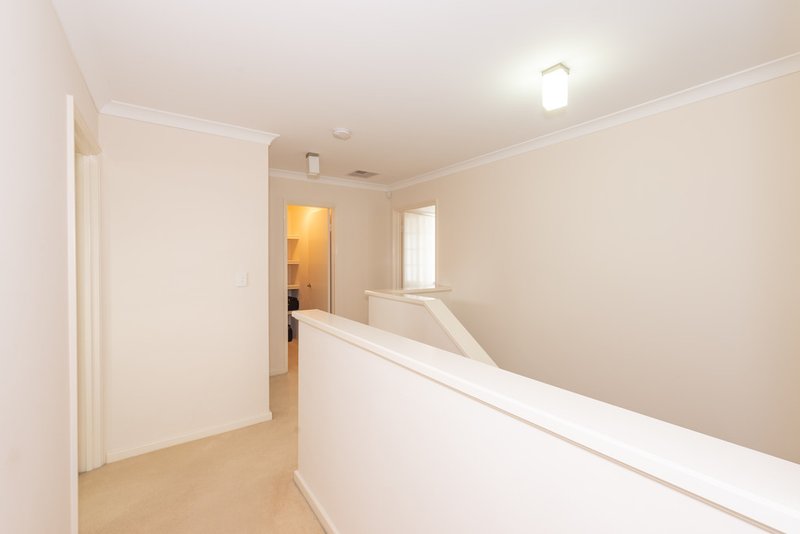 Photo - 2/100 Fitzroy Road, Rivervale WA 6103 - Image 10