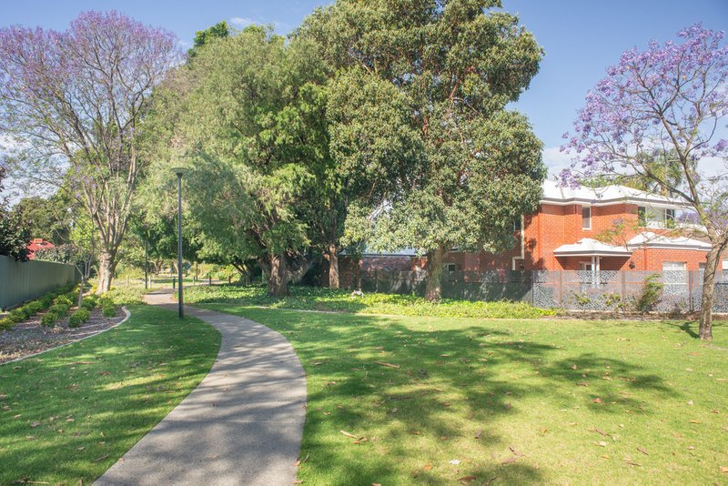 Photo - 2/100 Fitzroy Road, Rivervale WA 6103 - Image 19