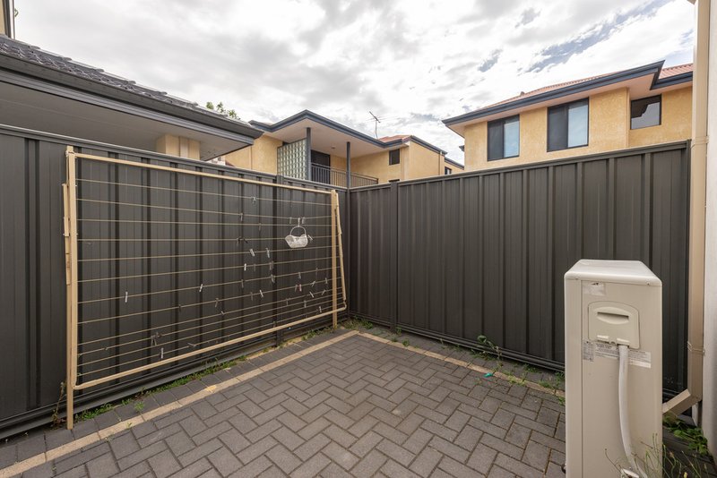 Photo - 2/100 Fitzroy Road, Rivervale WA 6103 - Image 21