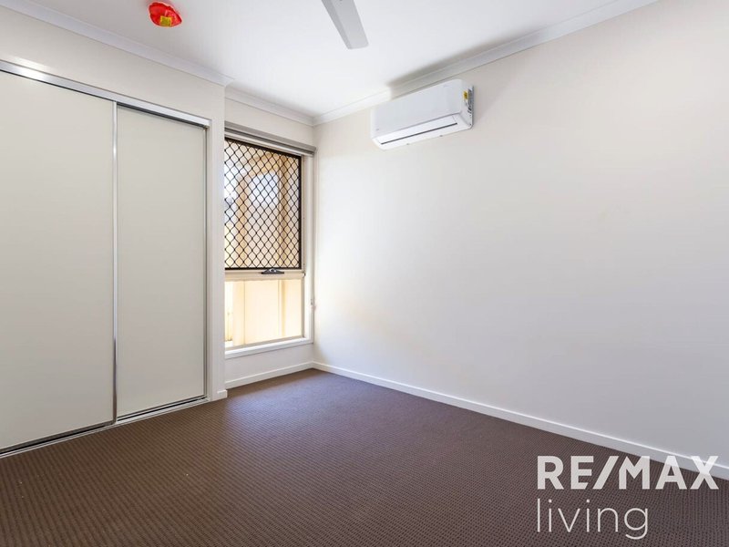 Photo - 2/100 Meadowview Drive, Morayfield QLD 4506 - Image 3