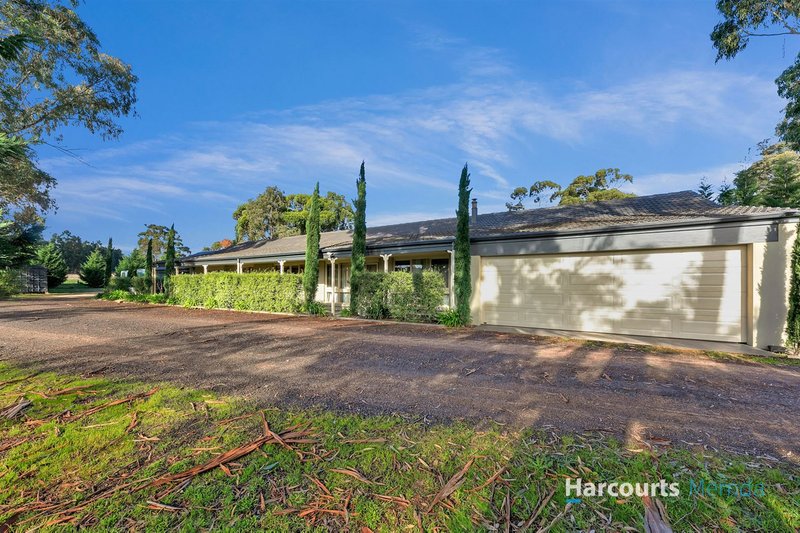 Photo - 2100 Merriang Road, Beveridge VIC 3753 - Image 4