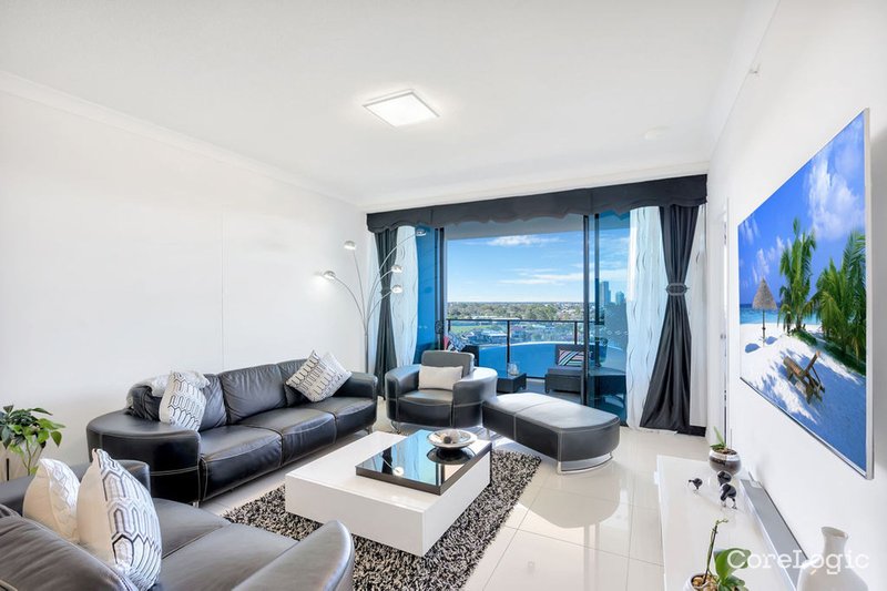 Photo - 21007/5 Harbour Side Court, Biggera Waters QLD 4216 - Image 2