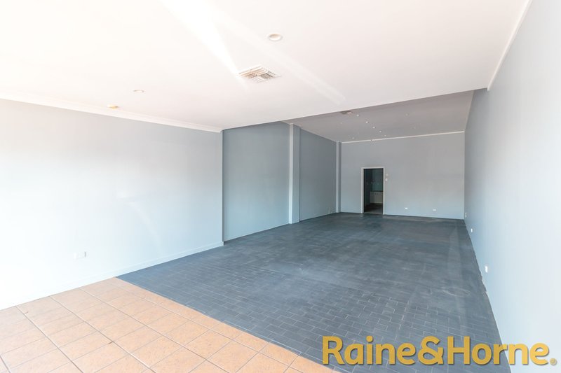 Photo - 2/101-103 Talbragar Street, Dubbo NSW 2830 - Image 2
