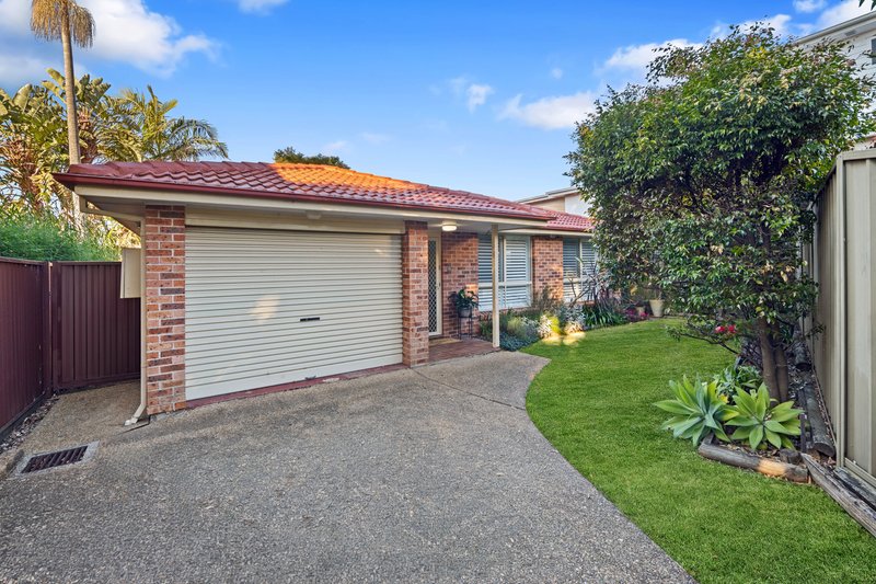 Photo - 2/101 Baumans Road, Peakhurst NSW 2210 - Image 1