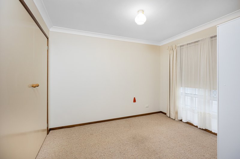 Photo - 2/101 Crowley Street, Temora NSW 2666 - Image 8