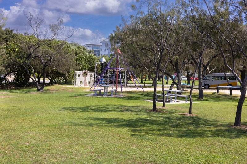 Photo - 2/101 Lowanna Drive, Buddina QLD 4575 - Image 13