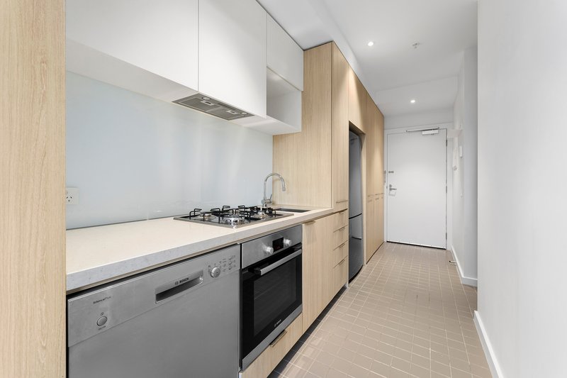 Photo - 210/1 Queen Street, Blackburn VIC 3130 - Image 3