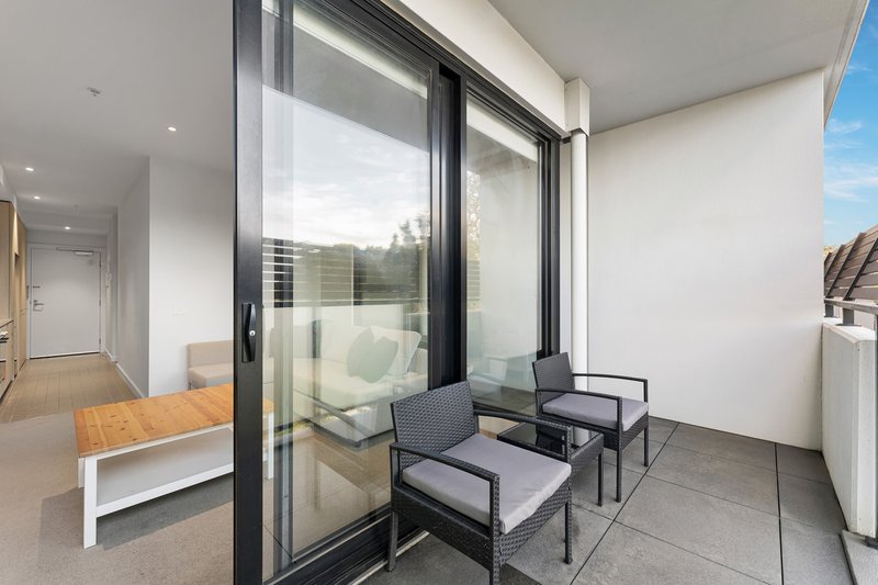 Photo - 210/1 Queen Street, Blackburn VIC 3130 - Image 8