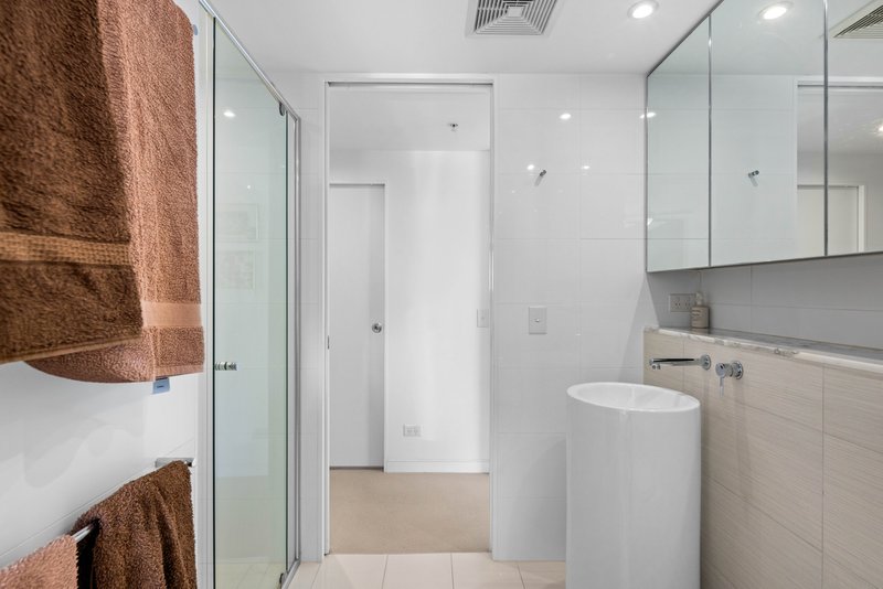 Photo - 2101/1 Oracle Boulevard, Broadbeach QLD 4218 - Image 20