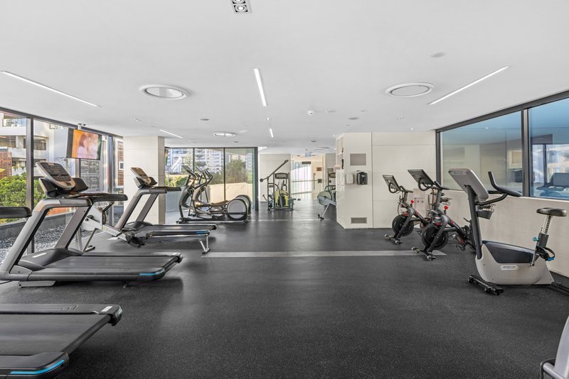 Photo - 2101/1 Oracle Boulevard, Broadbeach QLD 4218 - Image 30