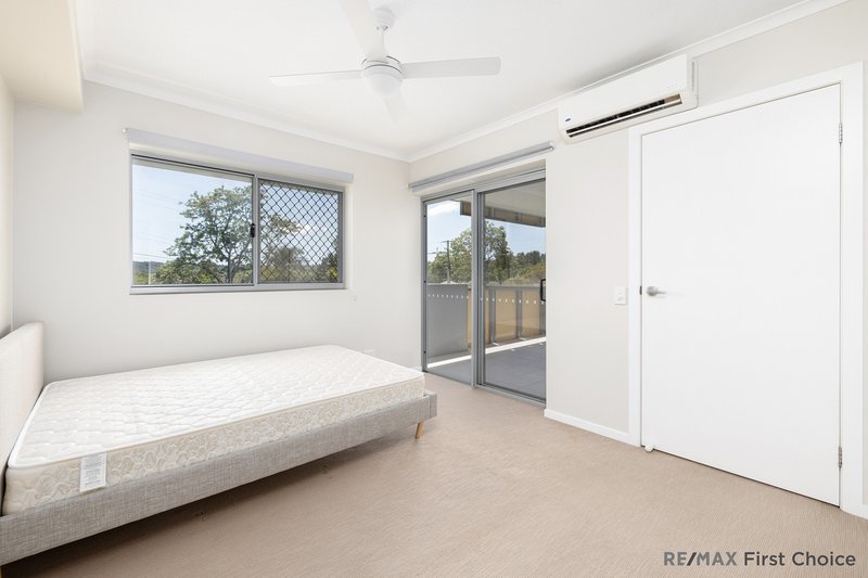 Photo - 210/15 Bland Street, Coopers Plains QLD 4108 - Image 8