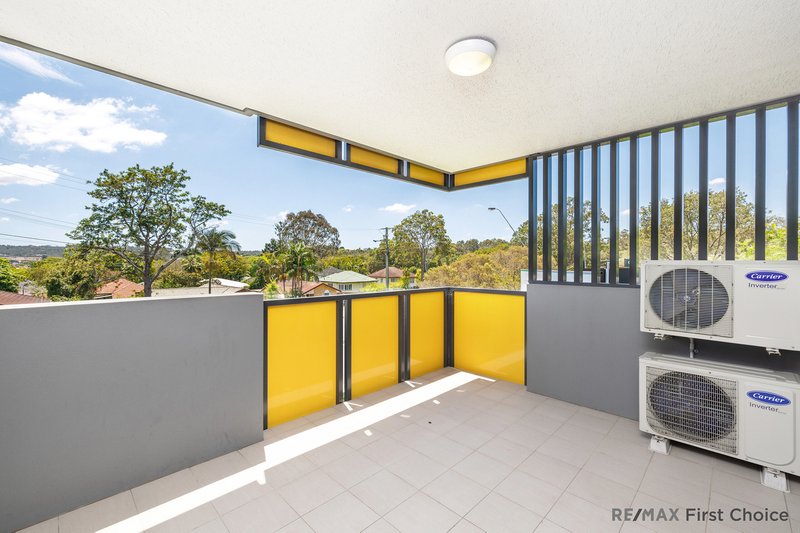 Photo - 210/15 Bland Street, Coopers Plains QLD 4108 - Image 11