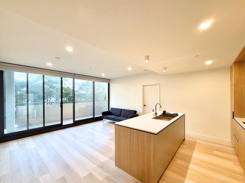 Photo - 210/15 National Park Street, Newcastle NSW 2300 - Image 2