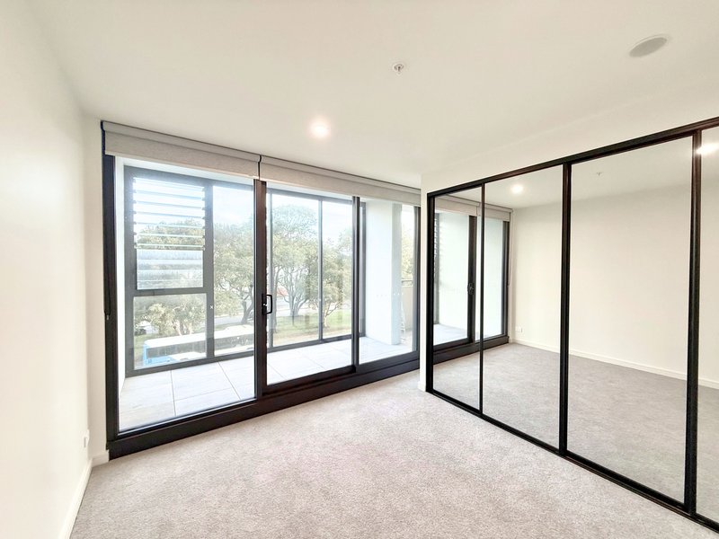 Photo - 210/15 National Park Street, Newcastle NSW 2300 - Image 5